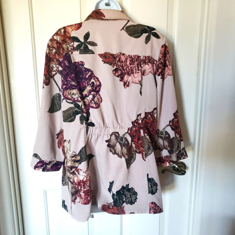 Chico's floral lightweight jacket in size 16
